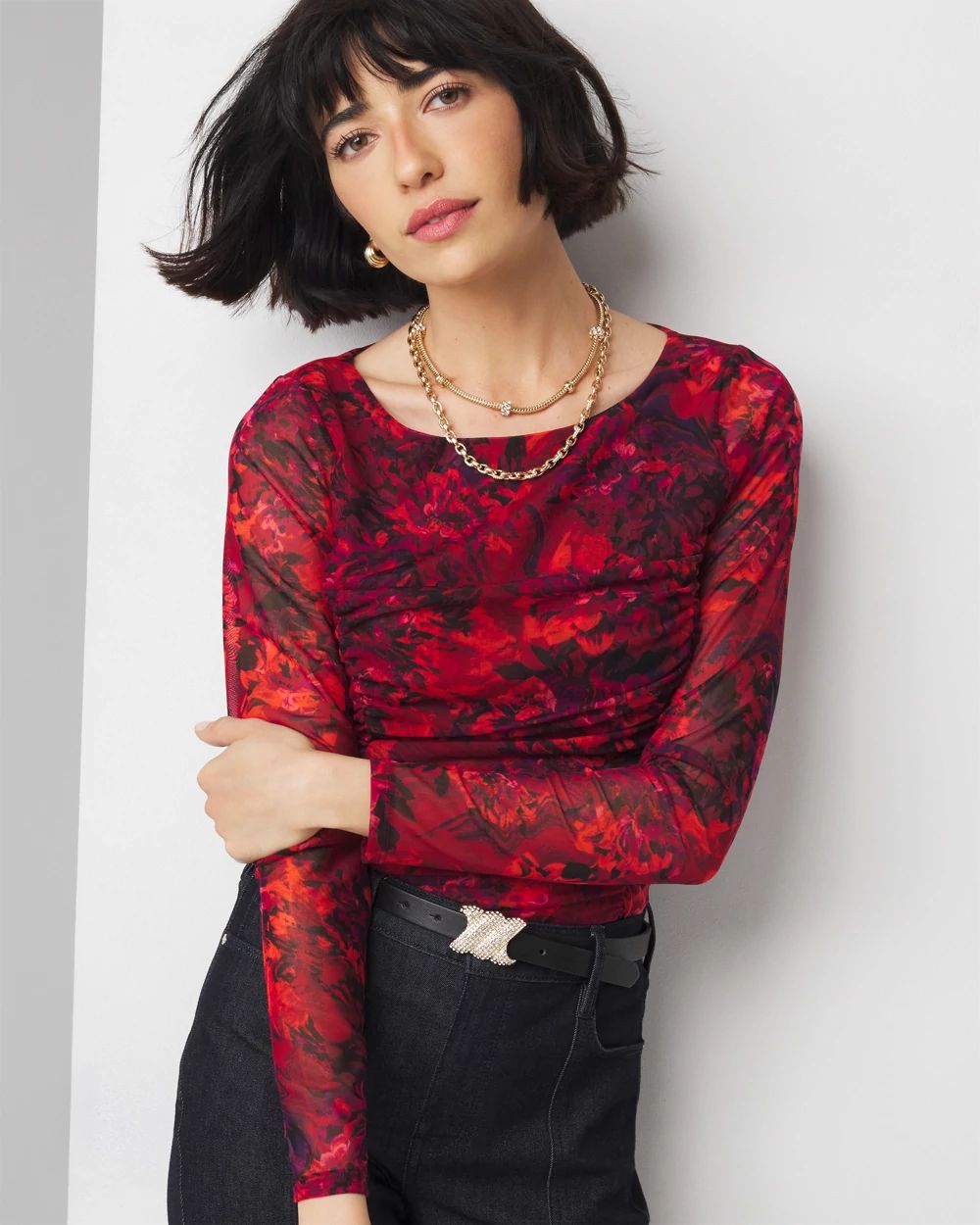 Women s Ruched Side Top in Red Size Medium White House Black Market Going Out Tops Holiday Tops